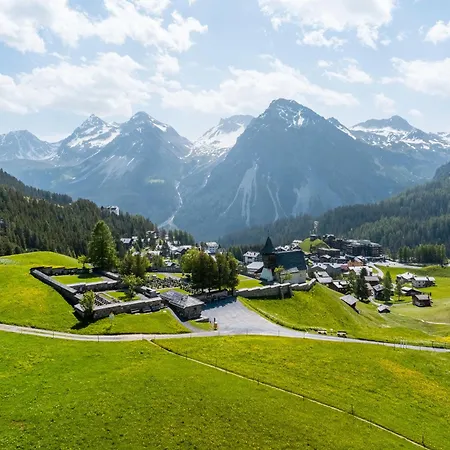 Erzhorn Hotel 2*